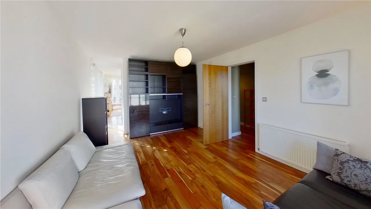 2 bed flat to rent, Kimmerghame View, Edinburgh, EH4