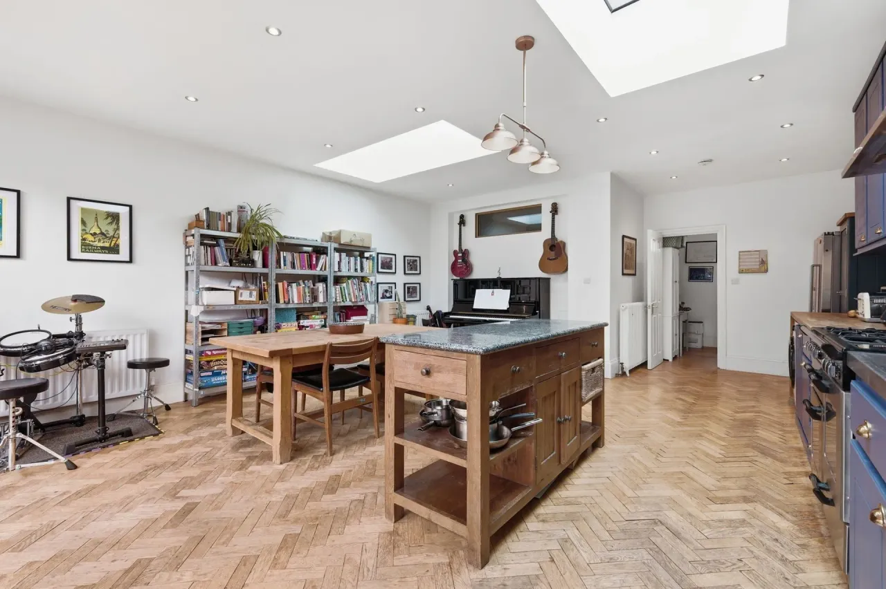 Lea Hall Road, Leyton, E10, photo 9
