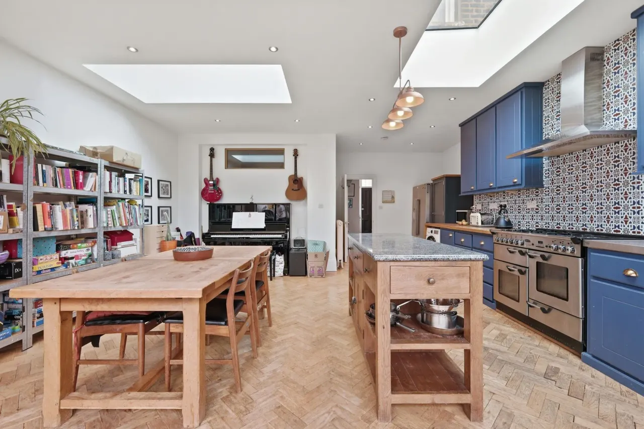 Lea Hall Road, Leyton, E10, photo 11
