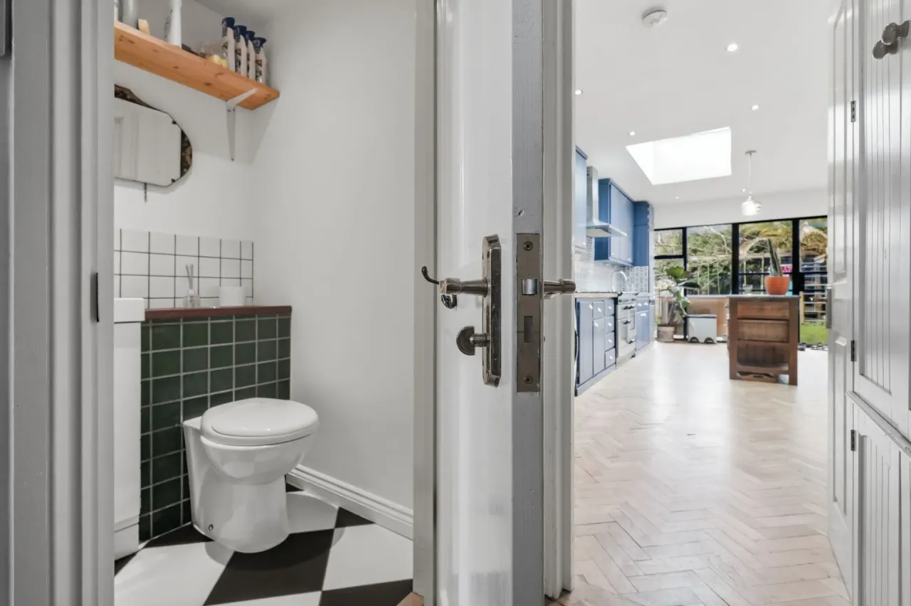 Lea Hall Road, Leyton, E10, photo 8
