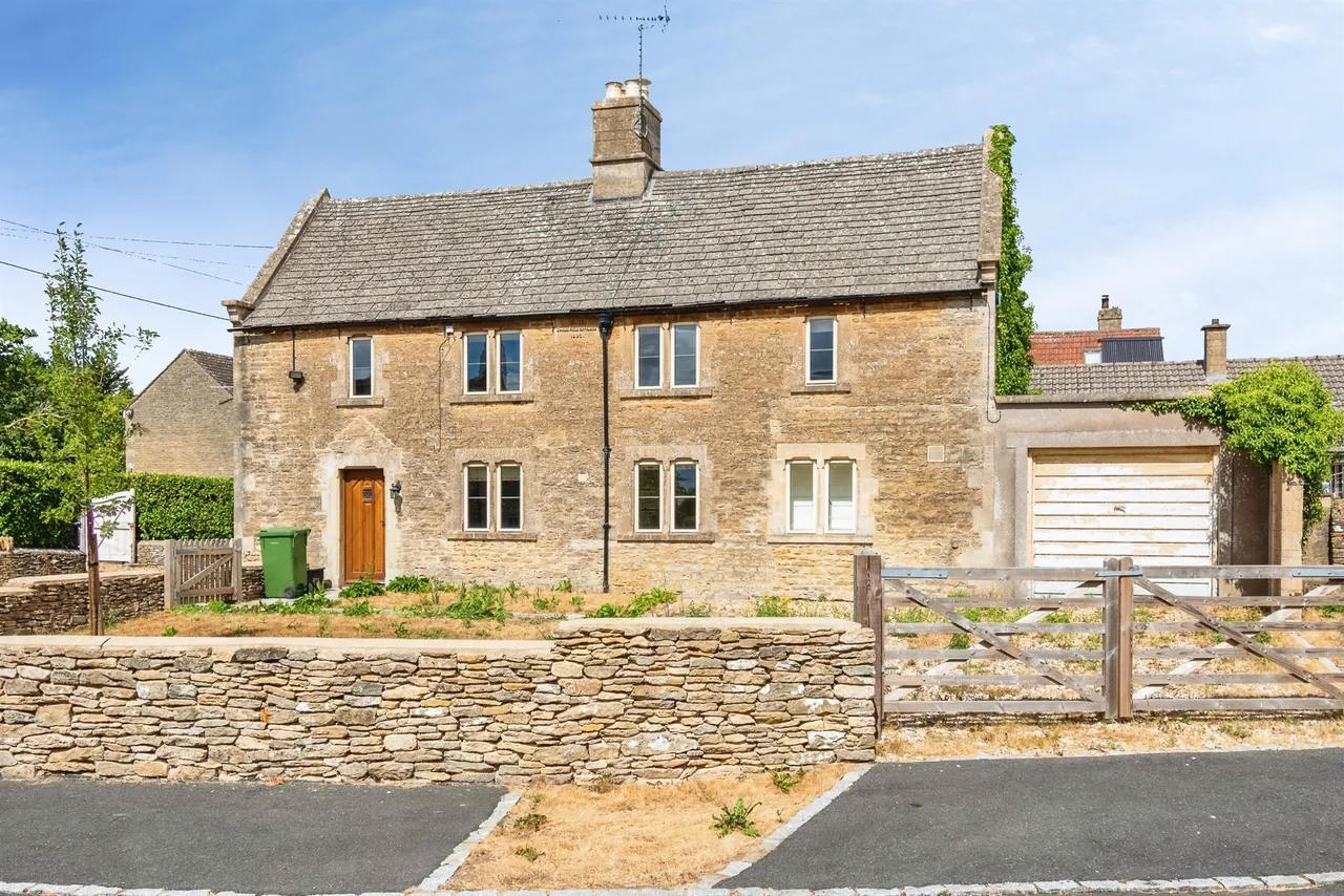 2 bed house for sale — Kington St. Michael, Kington St. Michael, Chippenham