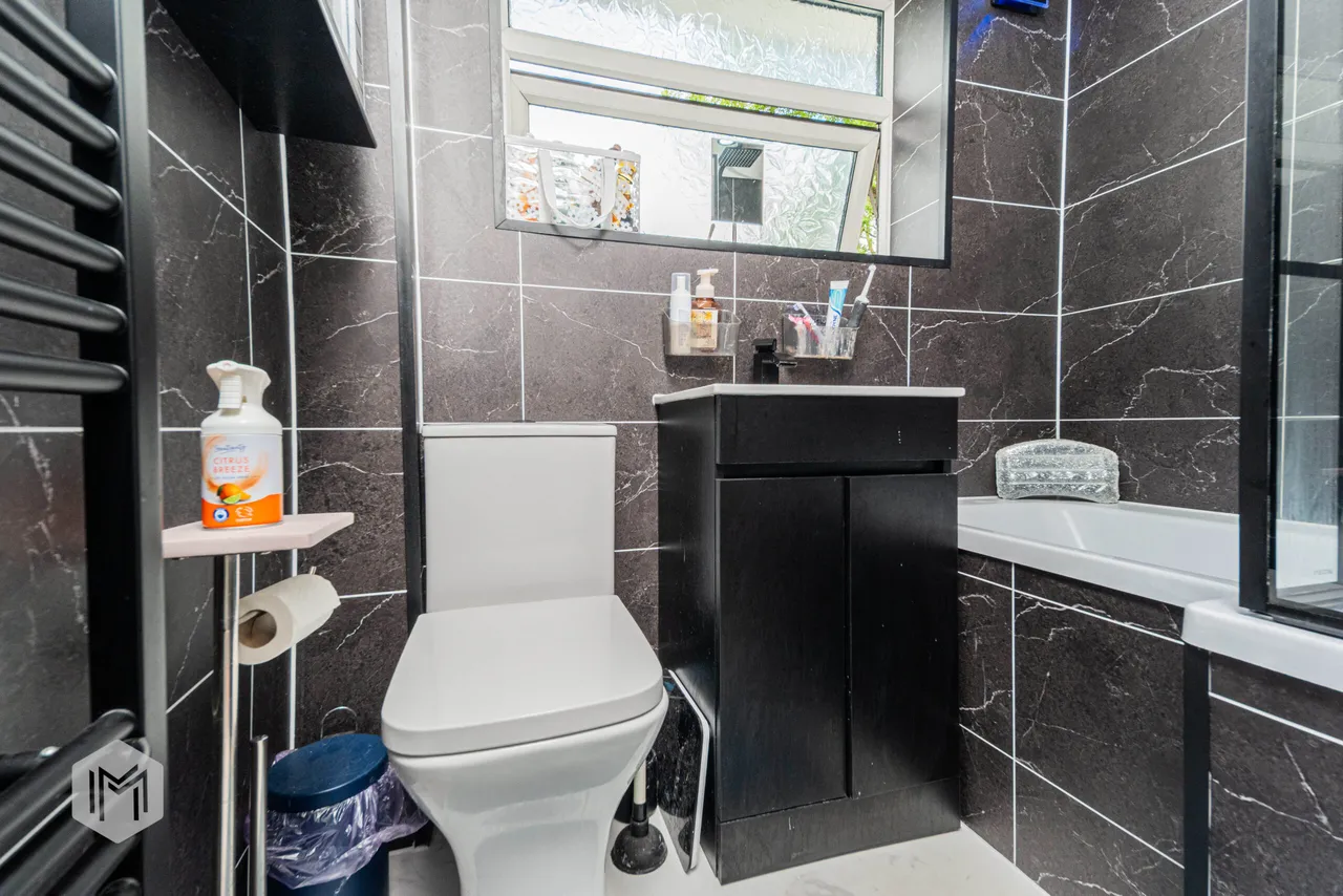 Beechfield Drive, Bury, BL9 9QT, photo 11
