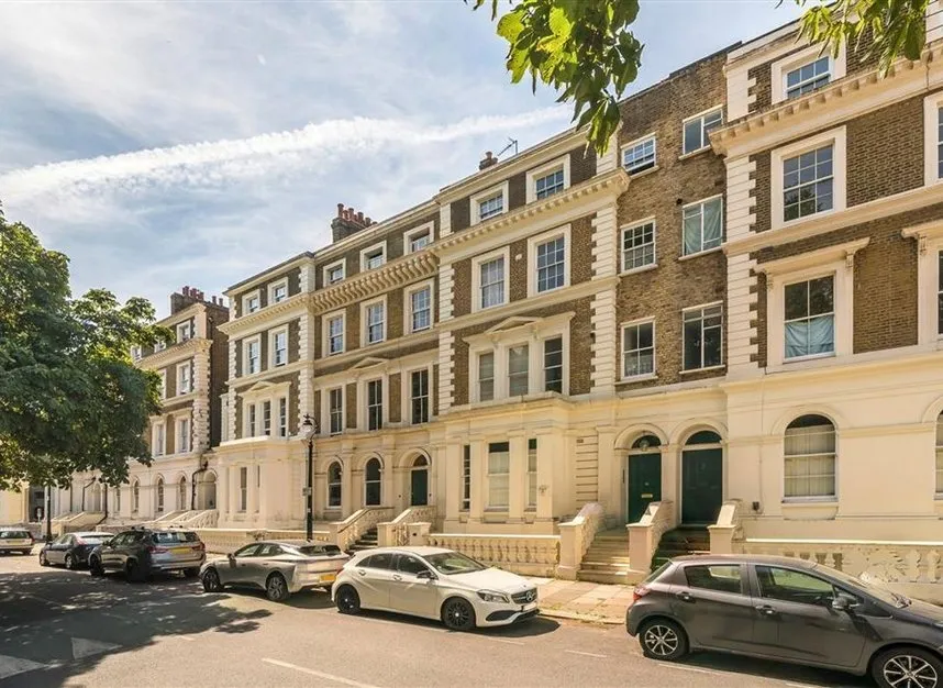 1 bed flat for sale — Albert Square, Stockwell, SW8