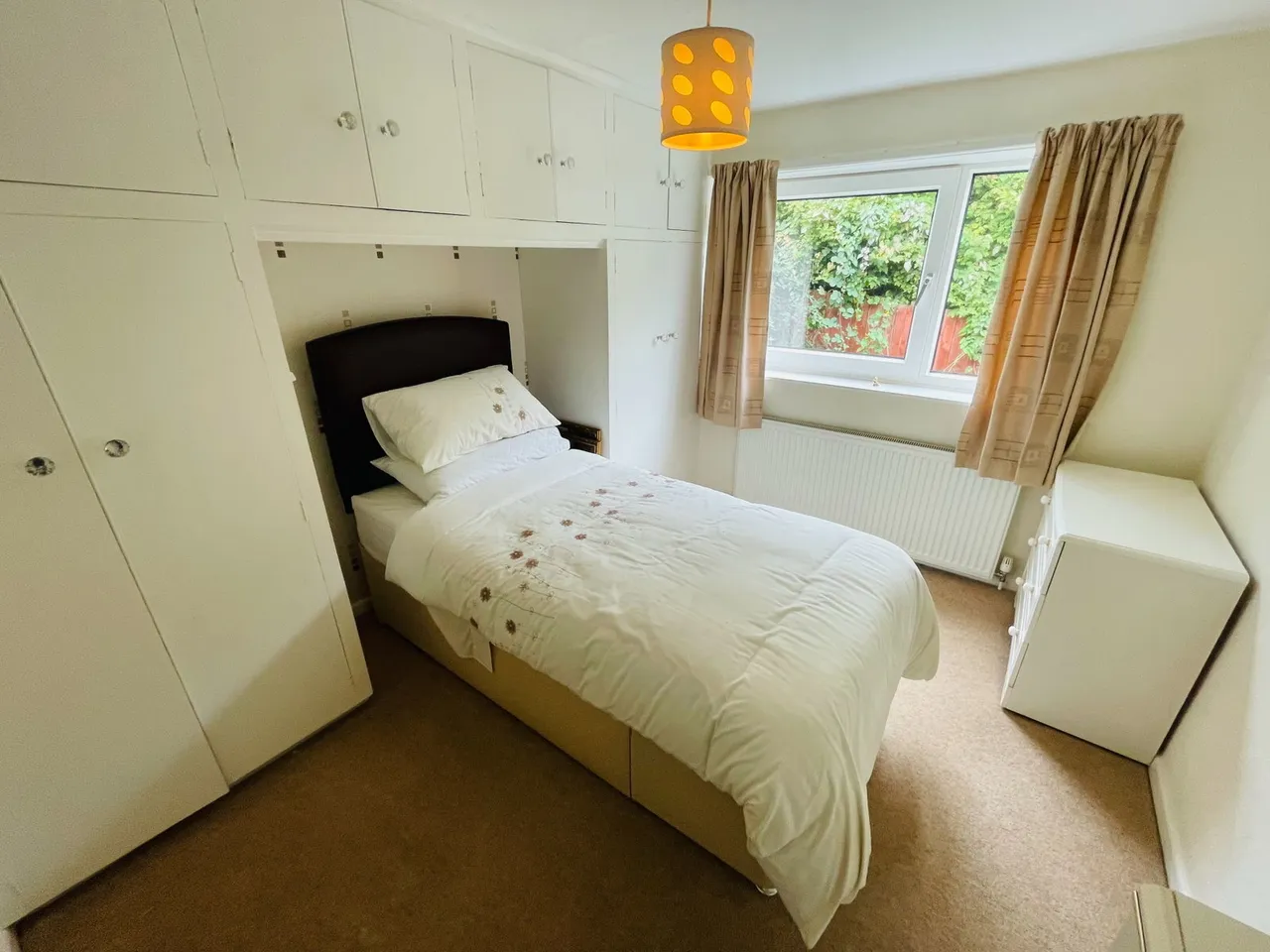 Wakefield Road, Denby Dale, photo 9