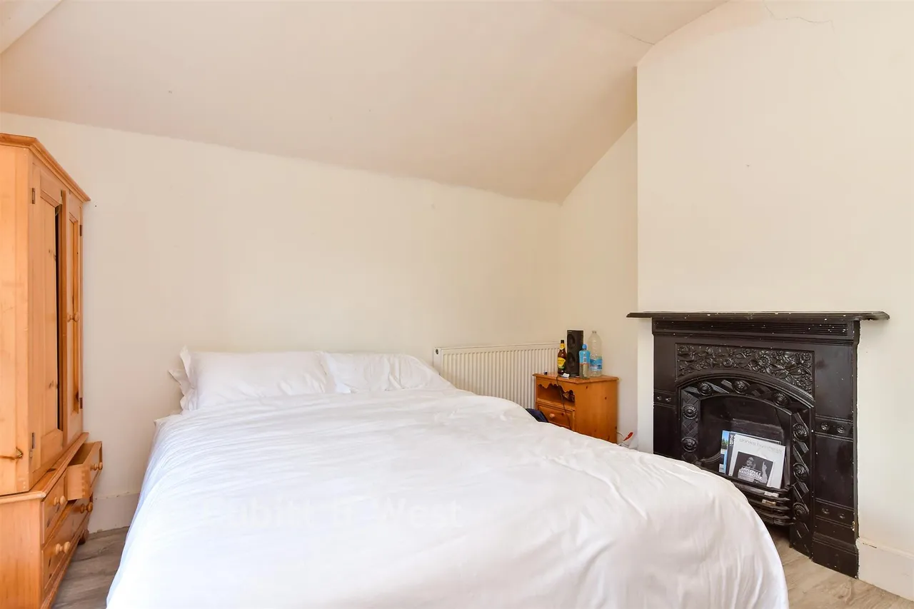 School Road, Amberley, BN18, photo 8