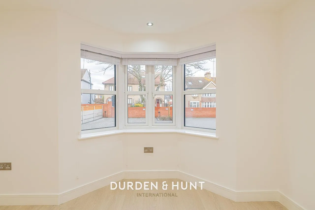 Purfleet Road, Aveley, RM15, photo 6