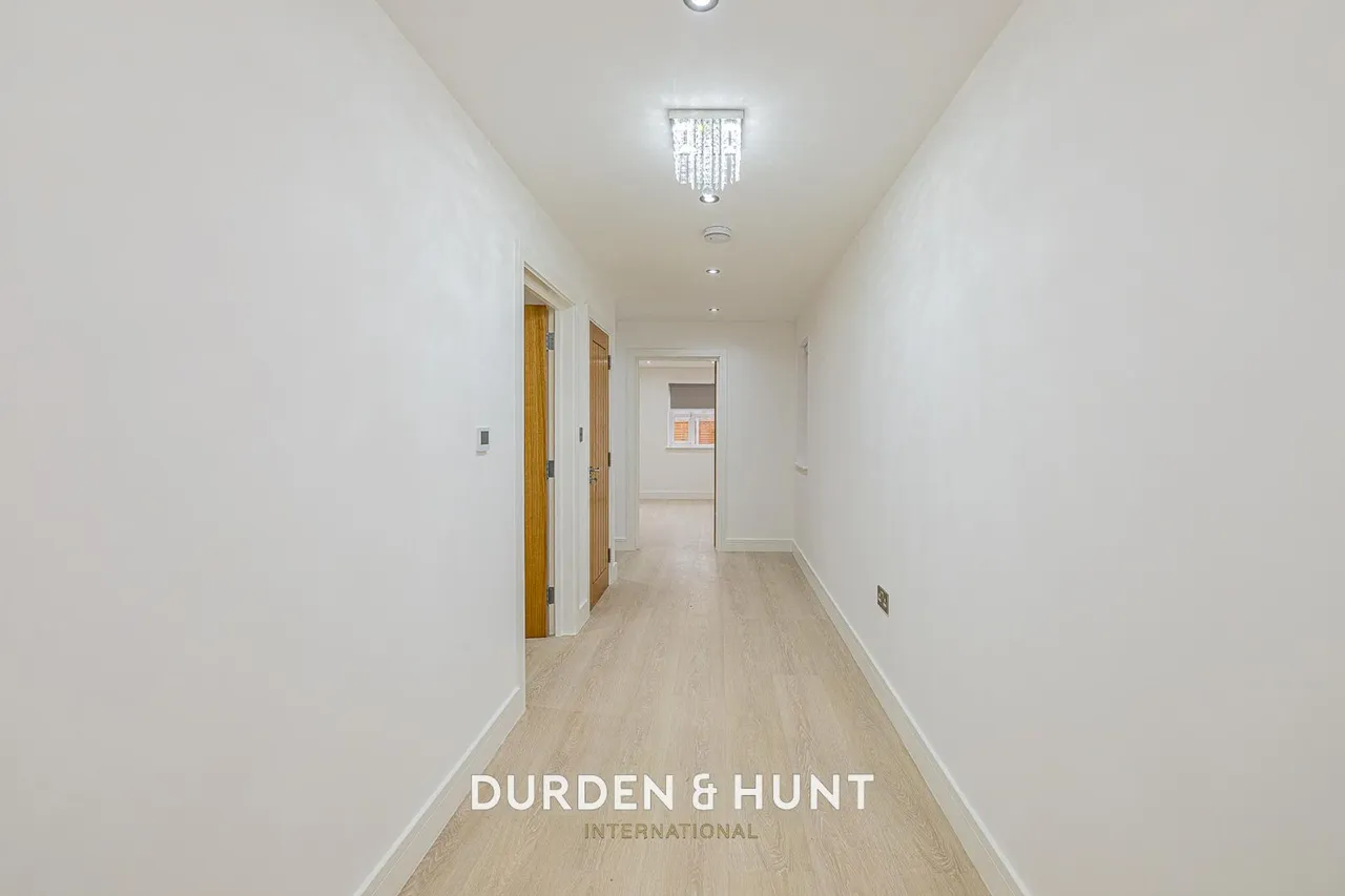 Purfleet Road, Aveley, RM15, photo 4