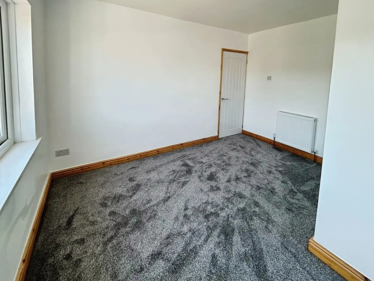 Stuart Close, Port Talbot, SA12, photo 6