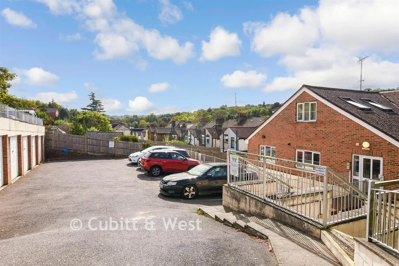 Godstone Road, Whyteleafe, CR3, photo 8