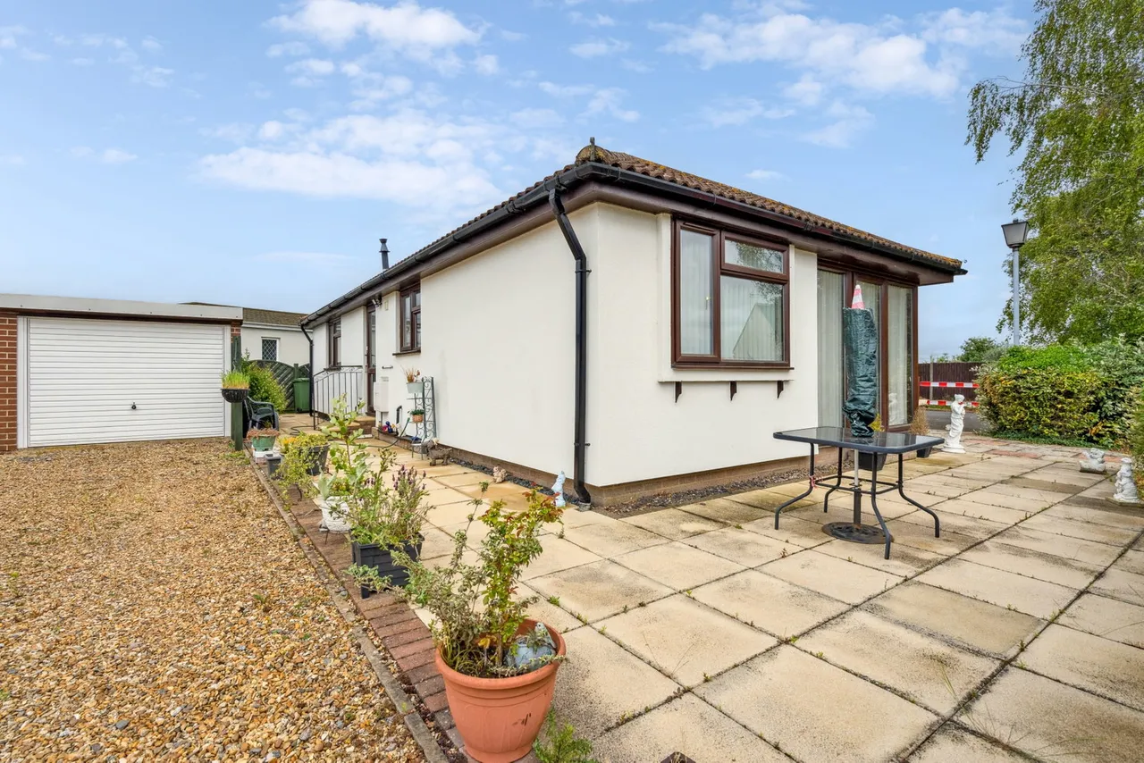 New Road, Clifton, SG17, photo 21