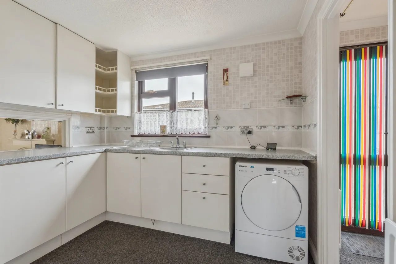 New Road, Clifton, SG17, photo 12