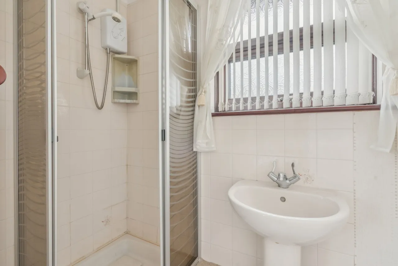 New Road, Clifton, SG17, photo 16