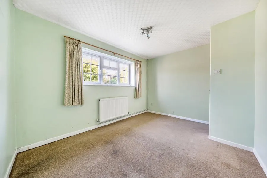Manor Park, Claydon, OX17, photo 12