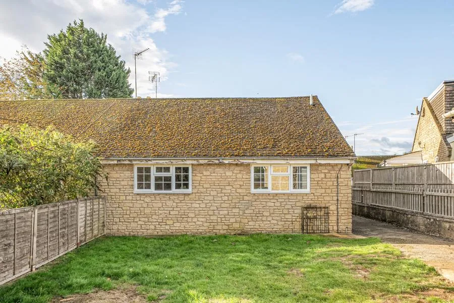 Manor Park, Claydon, OX17, photo 19