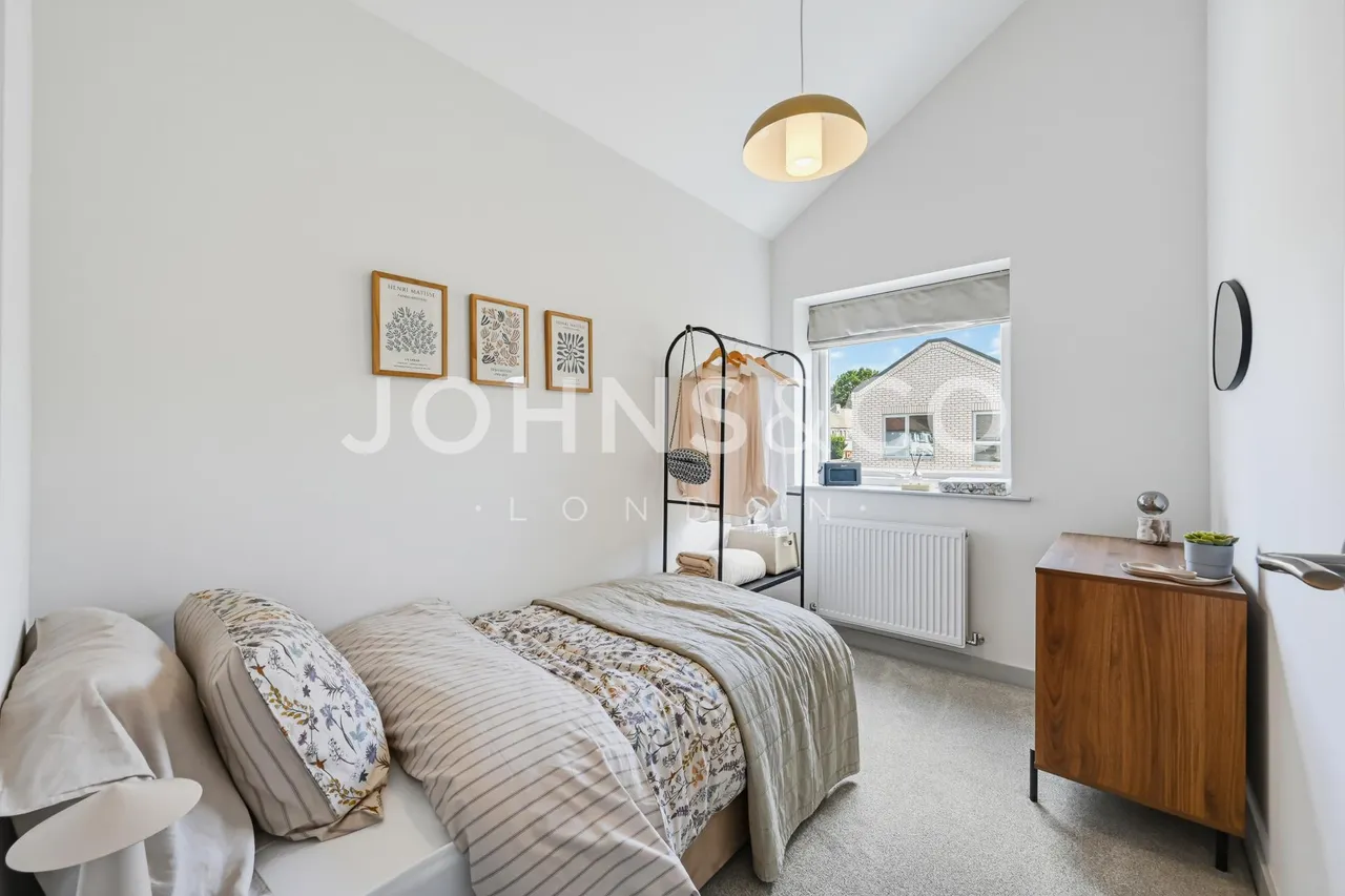 Rothbury Row, Isleworth, TW7, photo 10