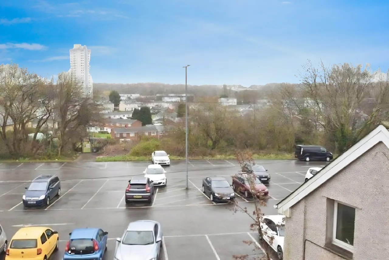 Victoria Street, Cwmbran, NP44, photo 9