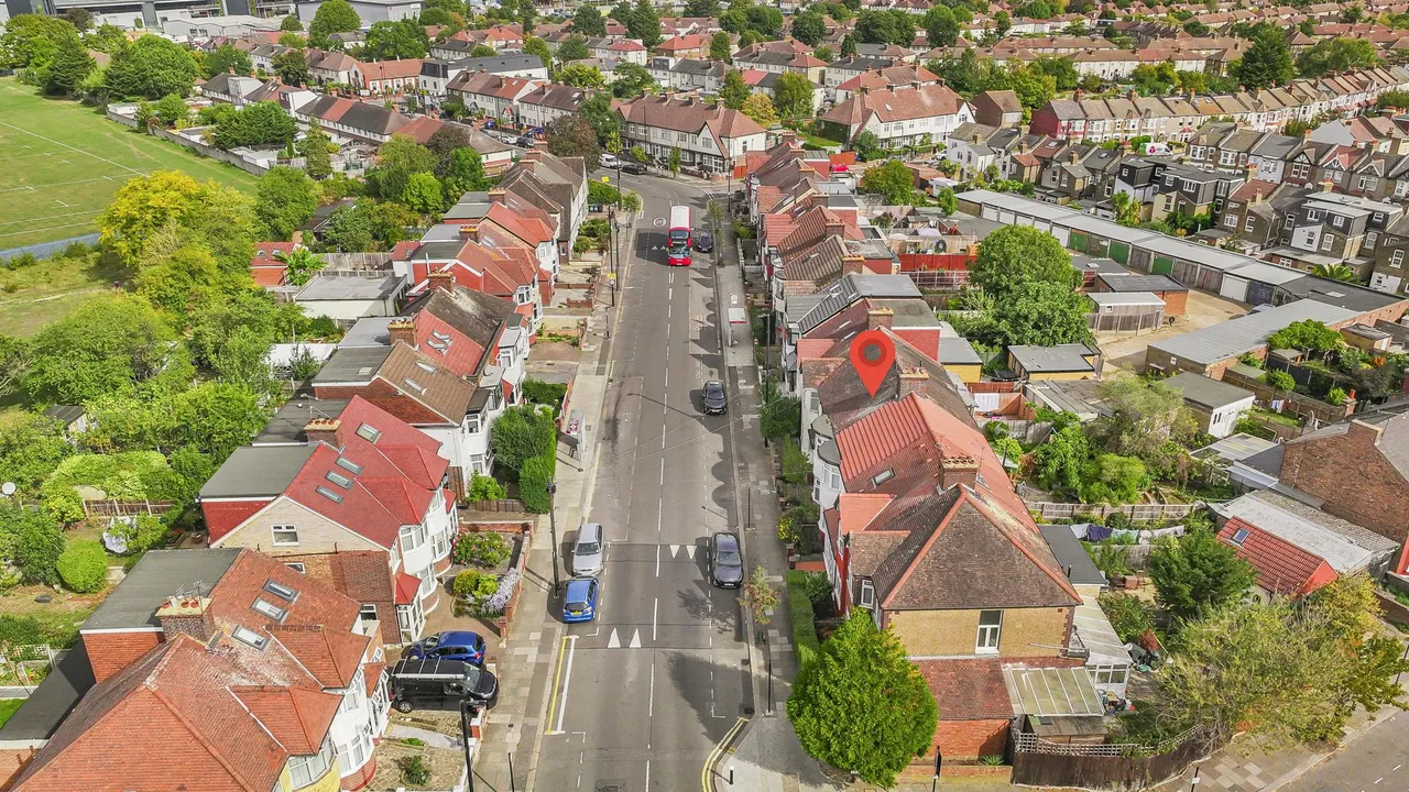 Perth Road, Wood Green, N22, photo 22