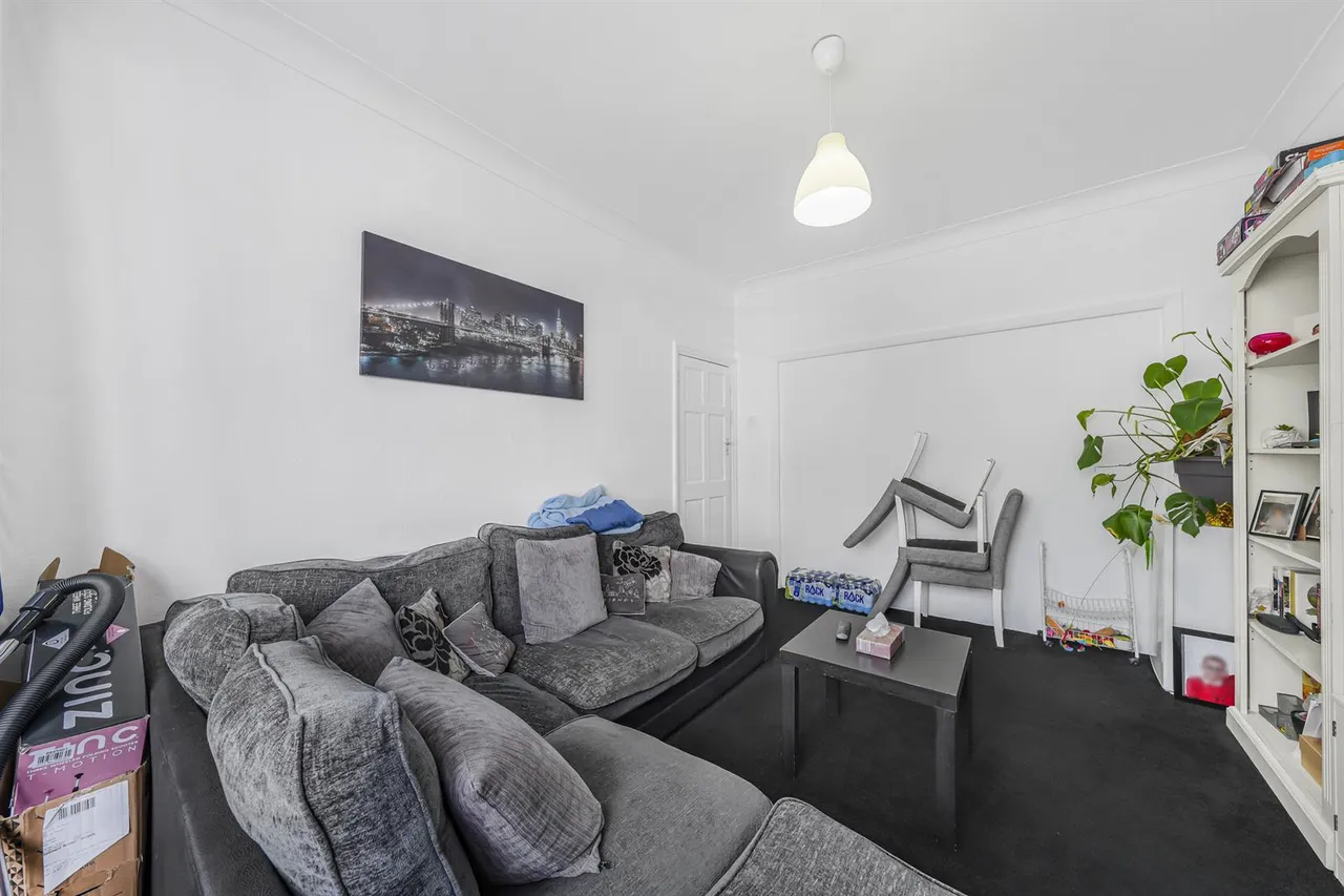 Perth Road, Wood Green, N22, photo 4