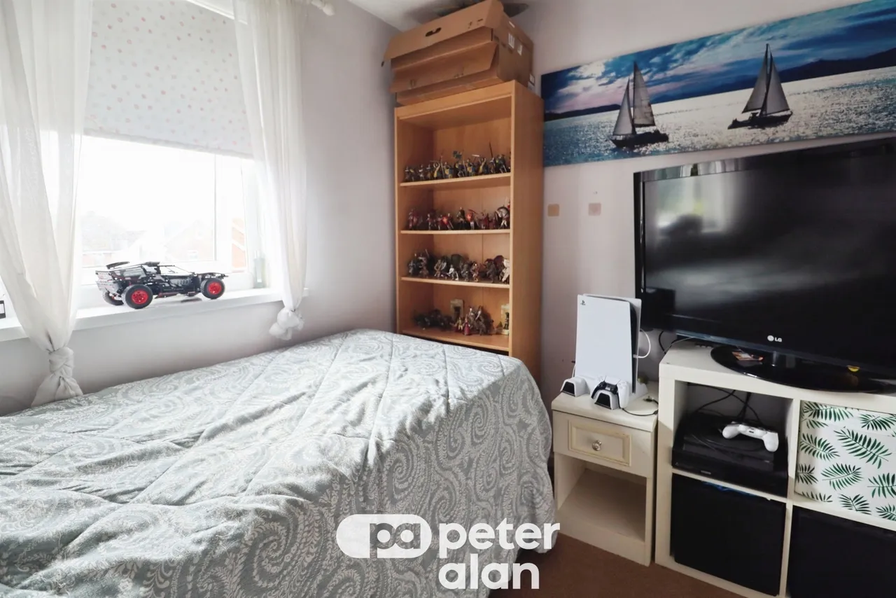 Elaine Close, Cardiff, CF14, photo 14