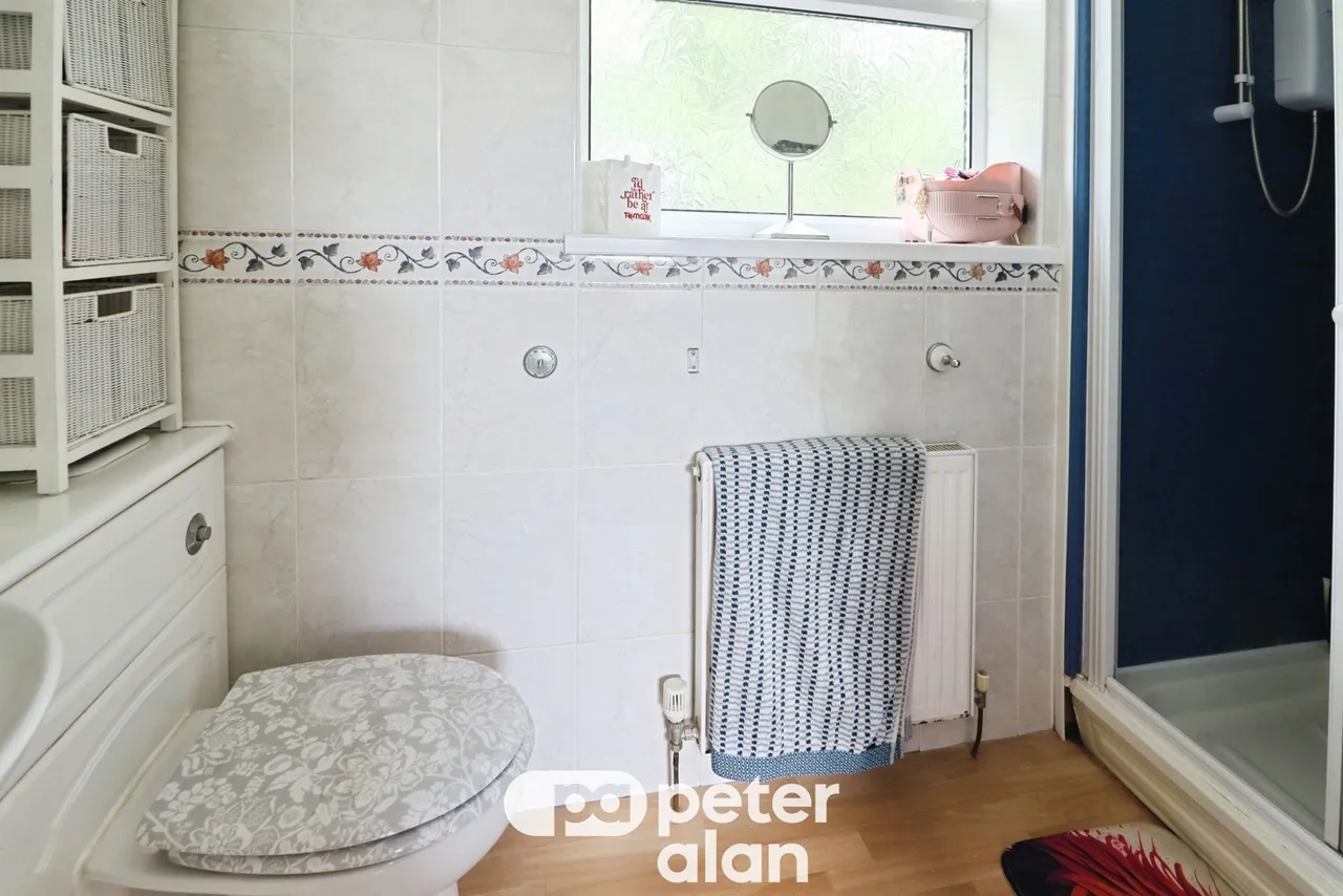 Elaine Close, Cardiff, CF14, photo 18