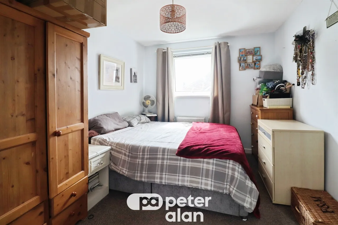 Elaine Close, Cardiff, CF14, photo 13