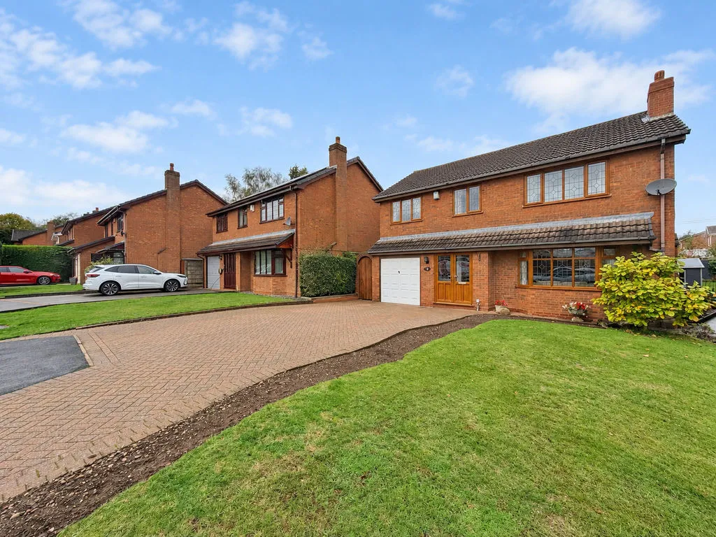 Cleves Crescent, Cheslyn Hay, WS6, photo 29