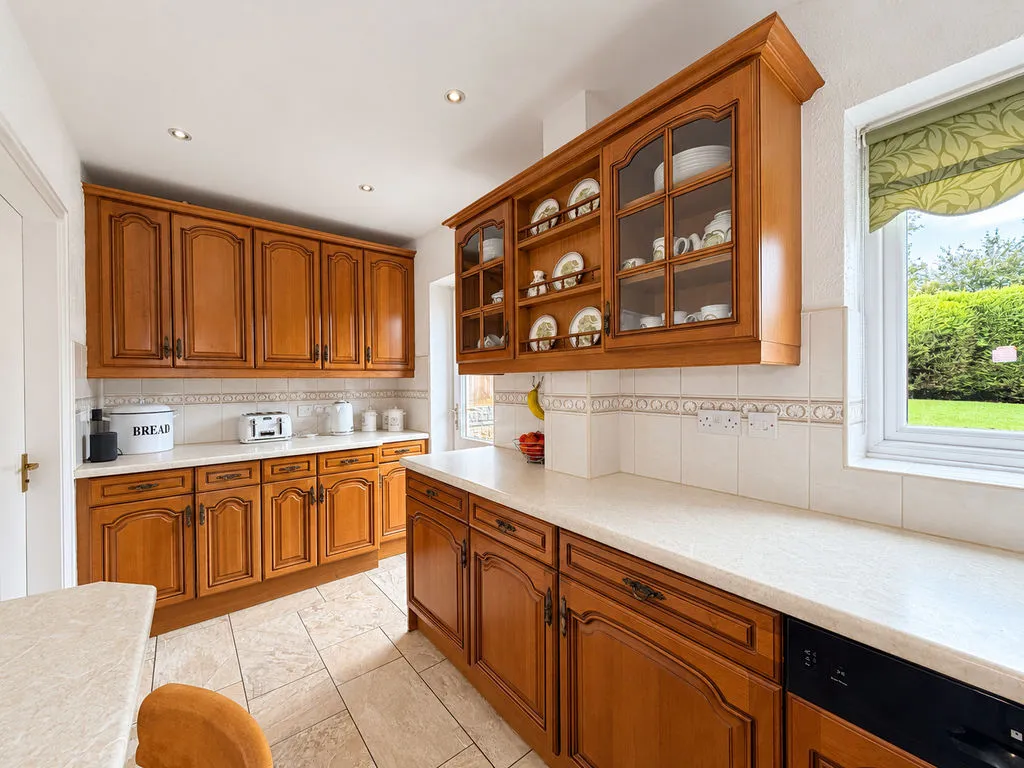 Cleves Crescent, Cheslyn Hay, WS6, photo 14