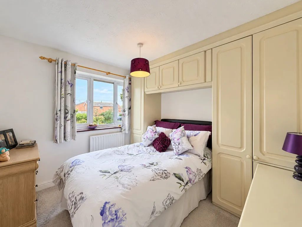 Cleves Crescent, Cheslyn Hay, WS6, photo 20