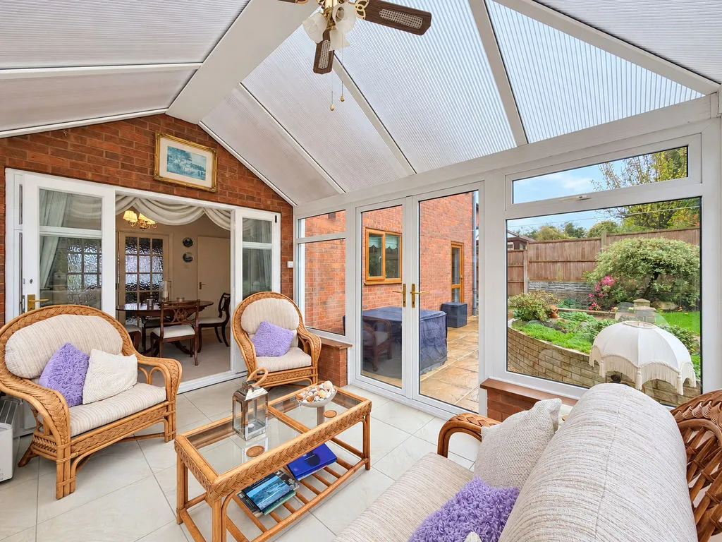 Cleves Crescent, Cheslyn Hay, WS6, photo 11