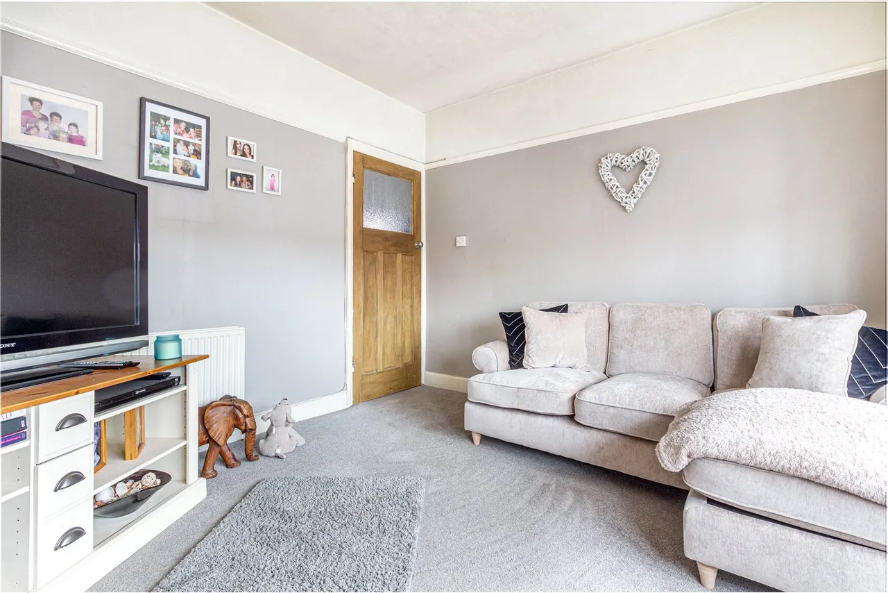 Birchfield Road, Headless Cross, Redditch, Worcestershire, B97 4LH, photo 6