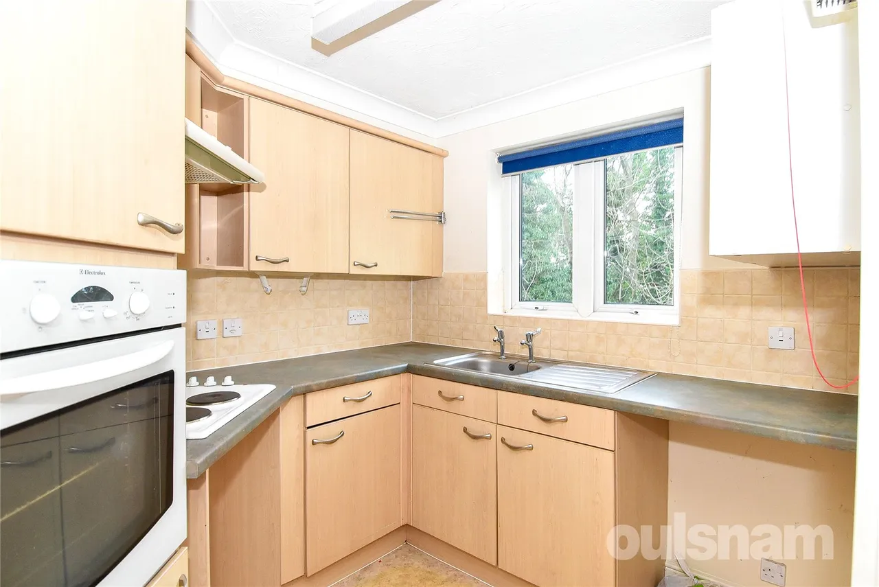 Howard Road East, Kings Heath, Birmingham, West Midlands, B13 0RQ, photo 6