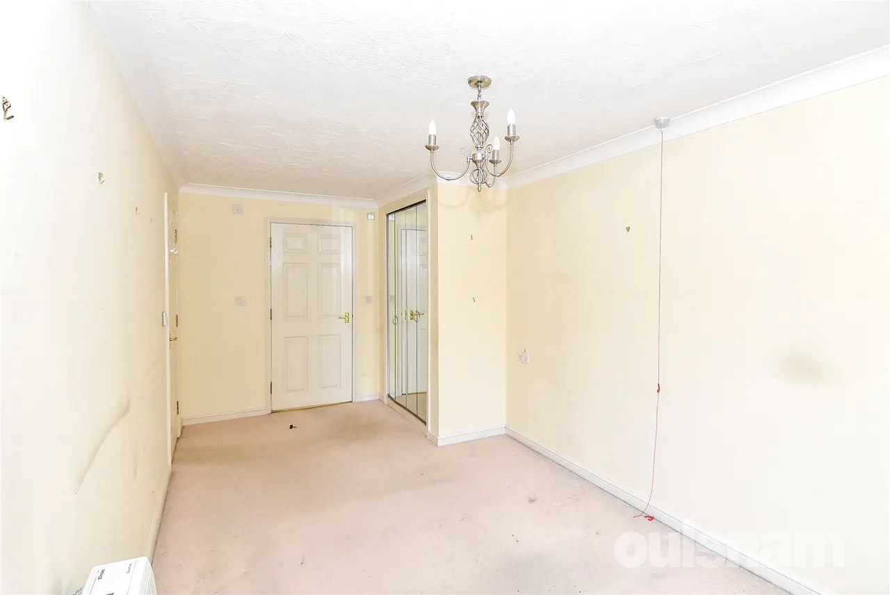 Howard Road East, Kings Heath, Birmingham, West Midlands, B13 0RQ, photo 8