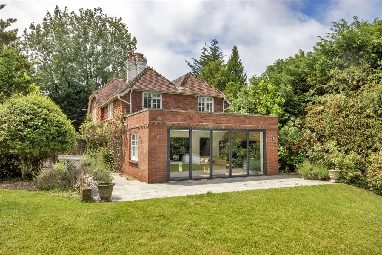 5 bed house for sale — Rye Road, Hawkhurst, Cranbrook, Kent, TN18 5DW
