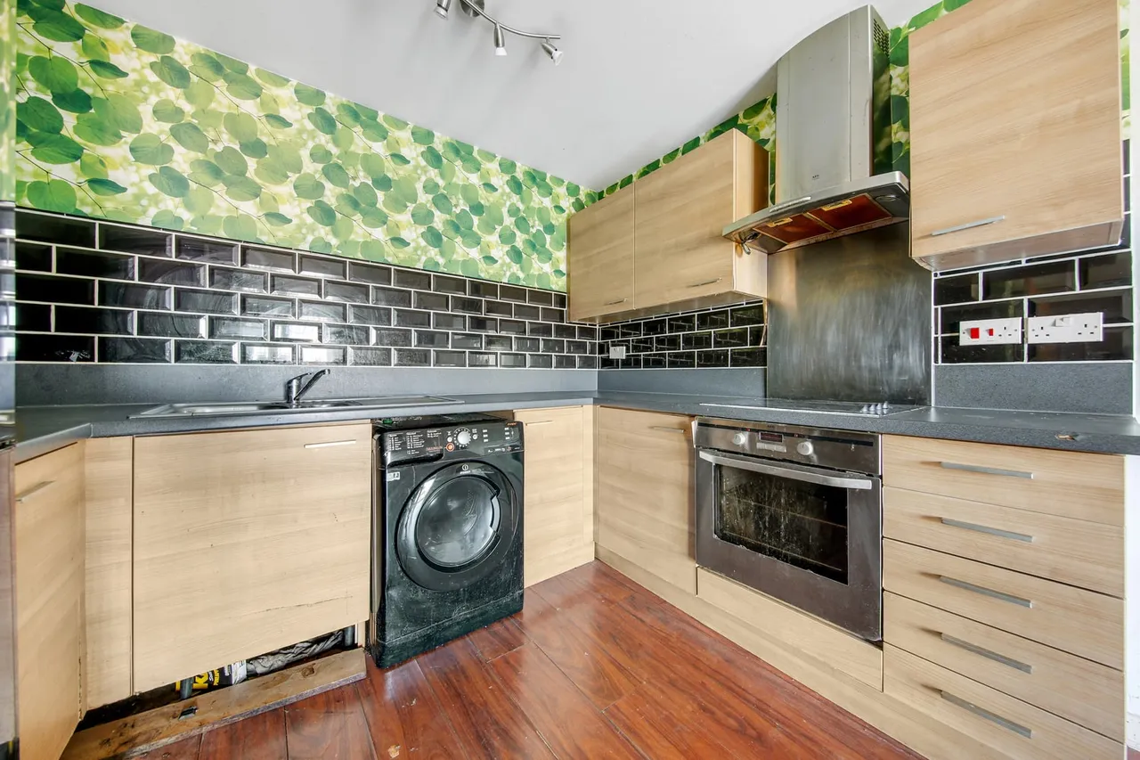 Flat 43, Topaz Court, 580 High Road Leytonstone, London, E11 3GA, photo 5