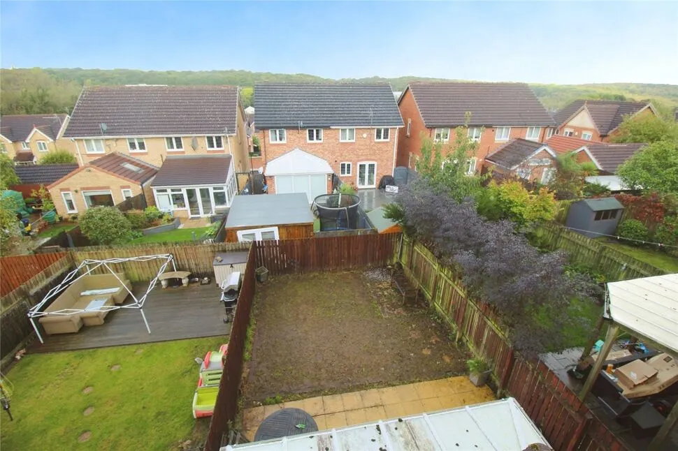 Ironstone Crescent, Chapeltown, South Yorkshire, S35, photo 6