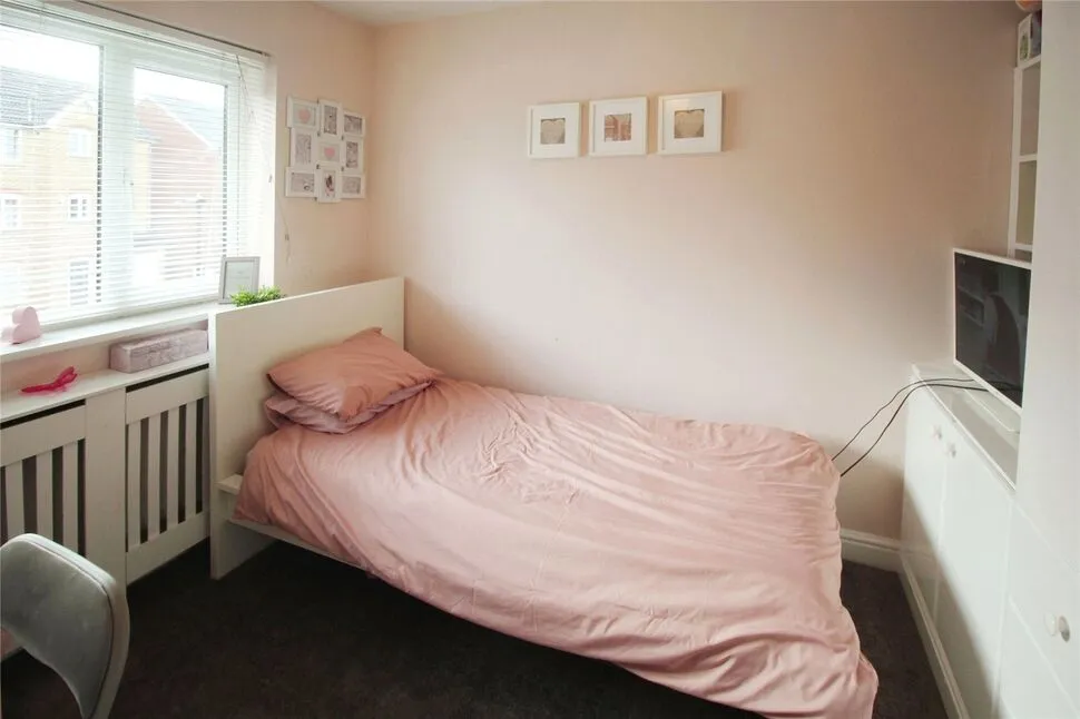 Ironstone Crescent, Chapeltown, South Yorkshire, S35, photo 9