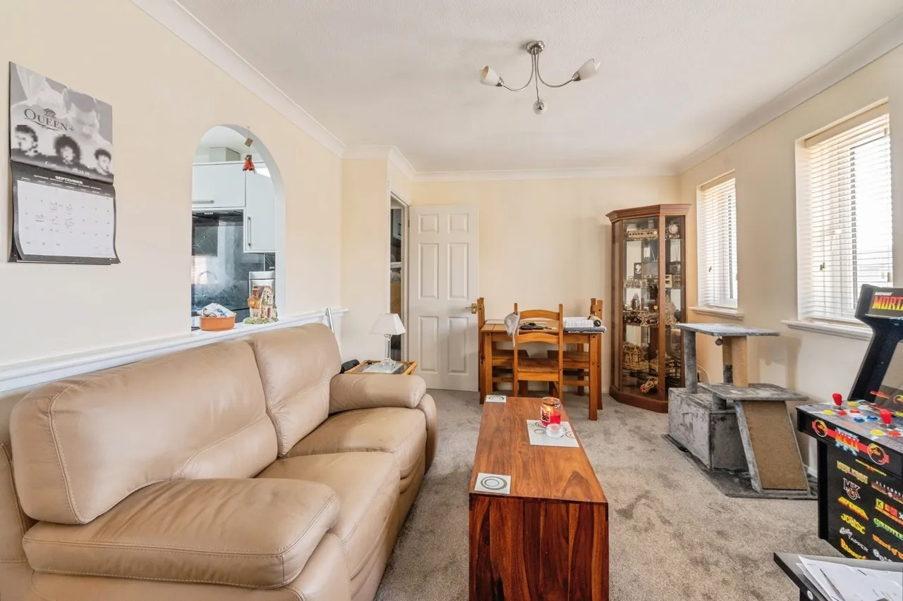 Shaw Crescent, Tilbury, RM18, photo 8