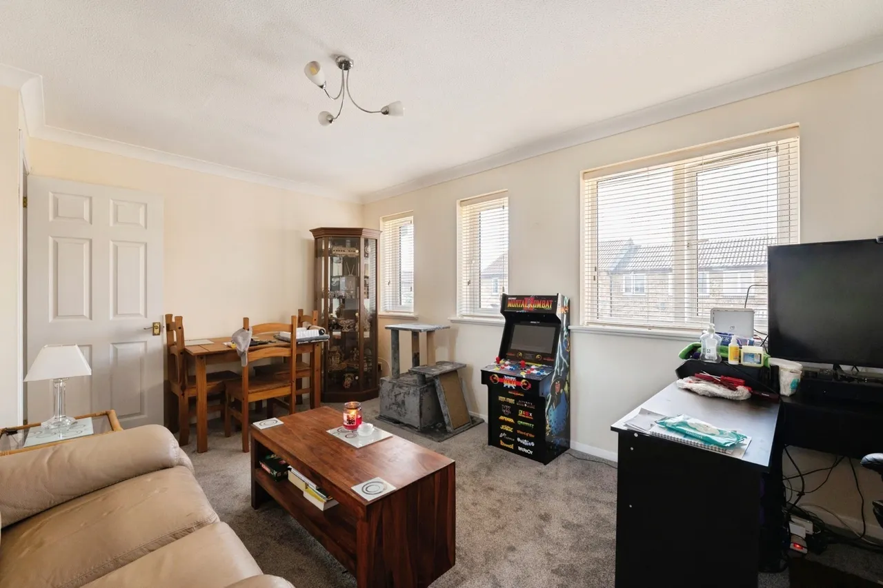 Shaw Crescent, Tilbury, RM18, photo 7