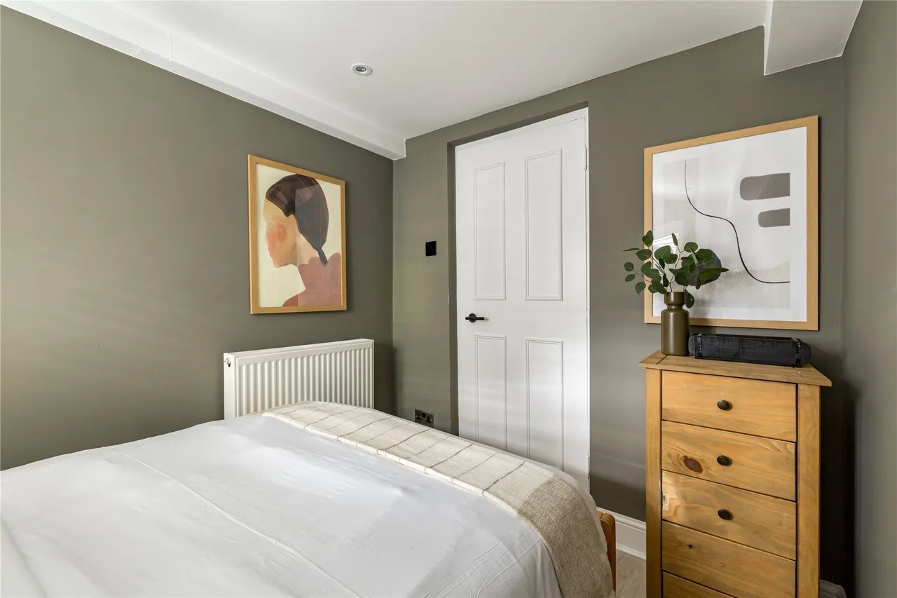 Clapham Road, London, SW9, photo 8