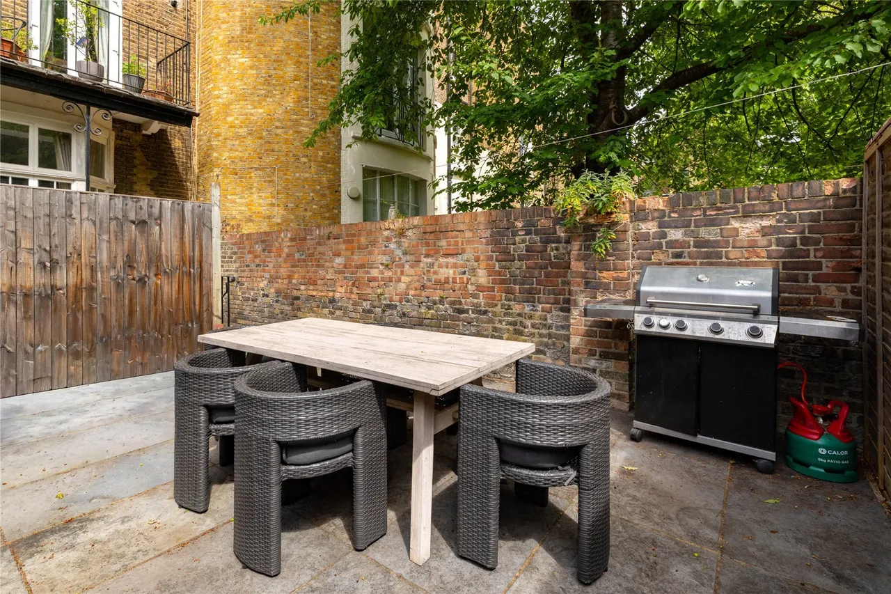 Clapham Road, London, SW9, photo 28