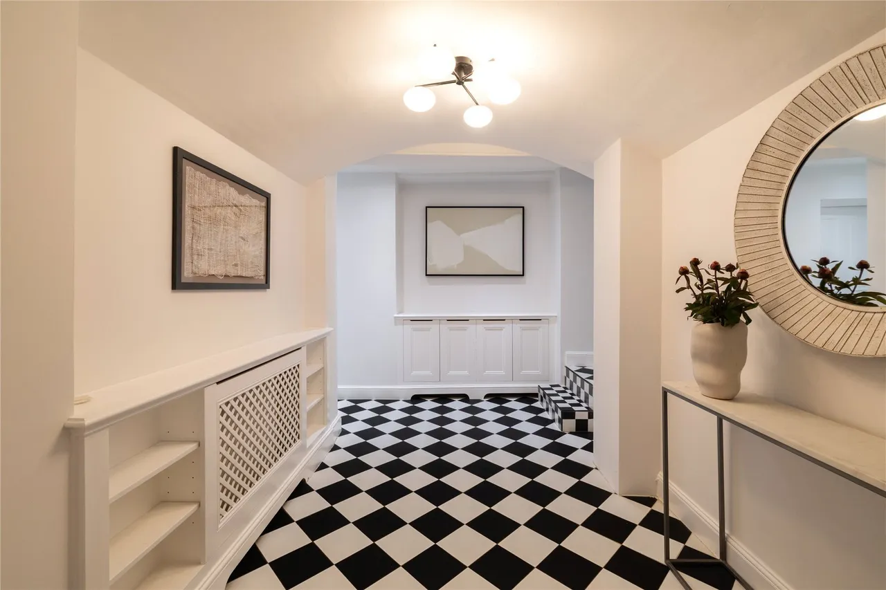 Clapham Road, London, SW9, photo 24