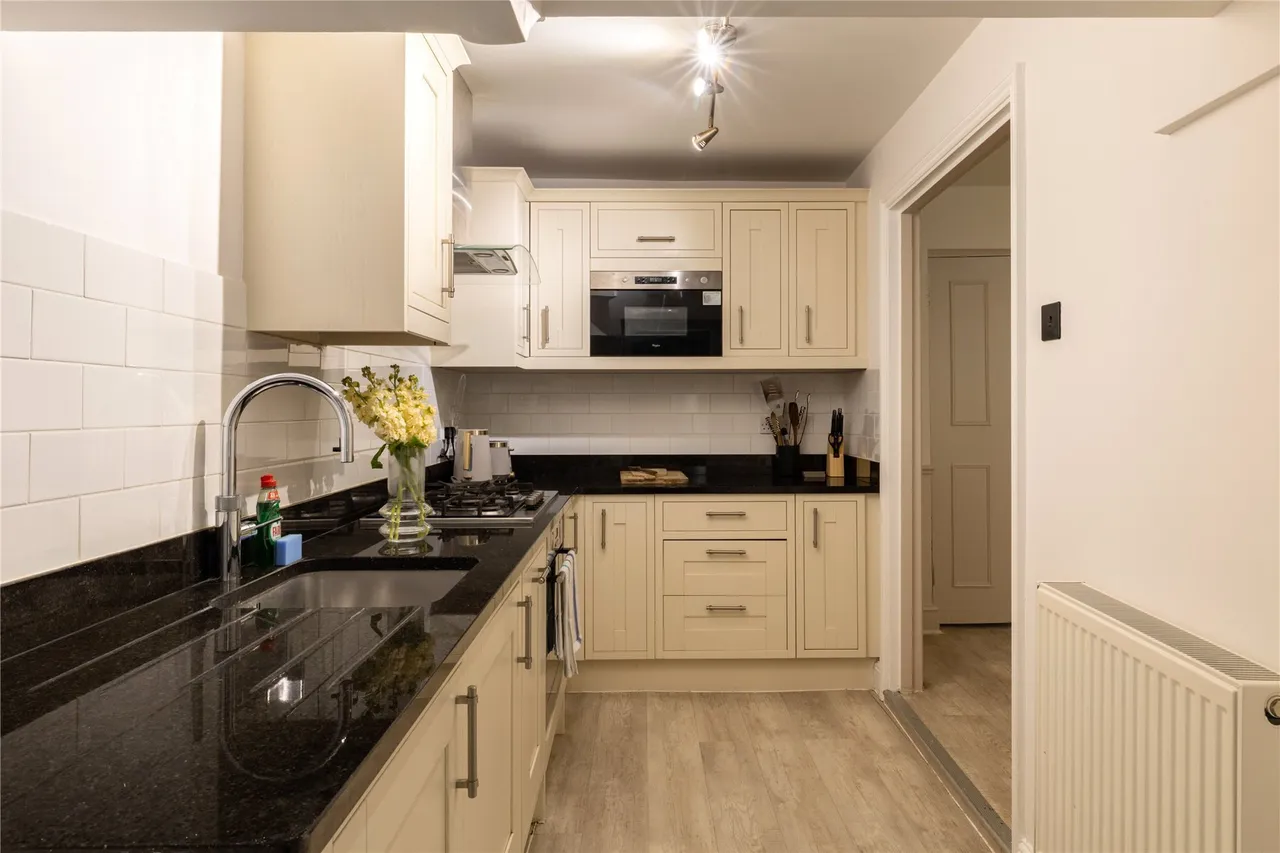 Clapham Road, London, SW9, photo 21