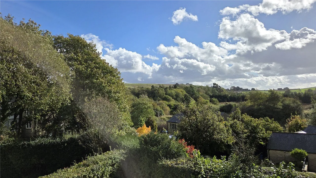 Range Lane, Denshaw, OL3, photo 4
