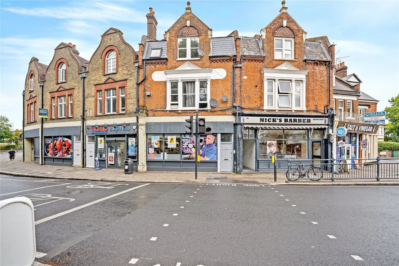 1 bed flat for sale, London Road, Twickenham, TW1