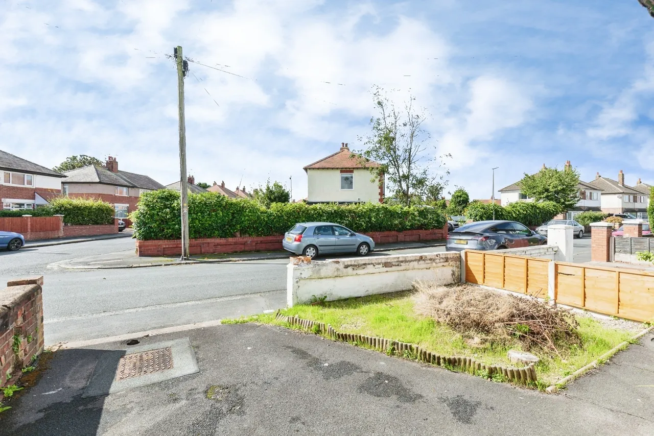 Birkdale Avenue, Lytham St. Annes, FY8, photo 20