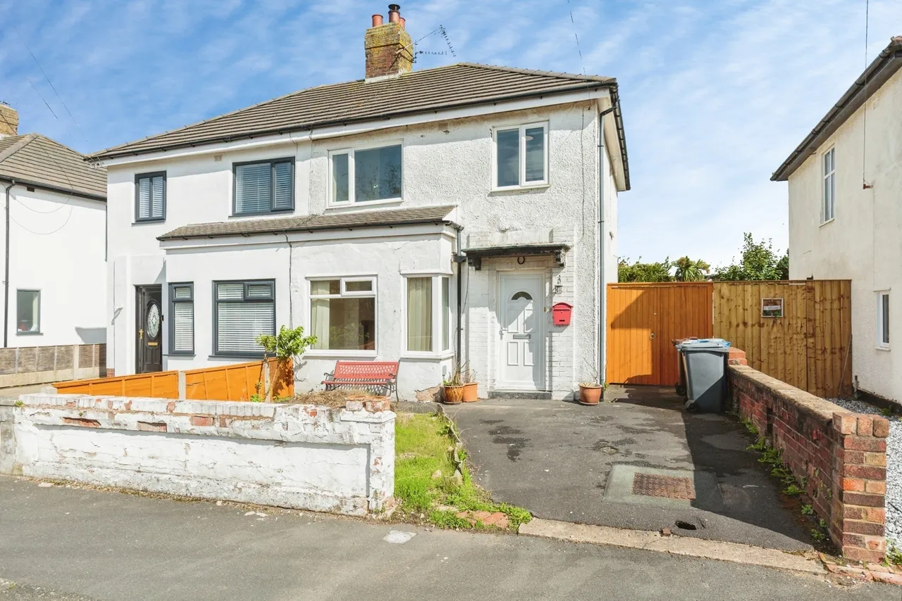 3 bed house for sale, Birkdale Avenue, Lytham St. Annes, FY8