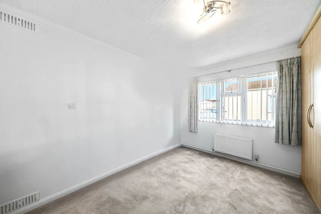 Weybridge Park Estate, Addlestone KT15 2RQ, photo 11