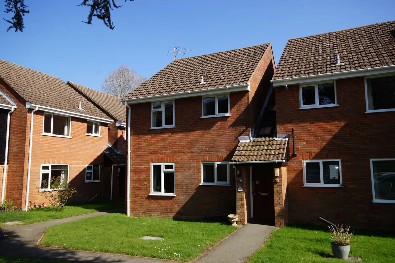 Coulson Court, Prestwood, HP16, photo 6