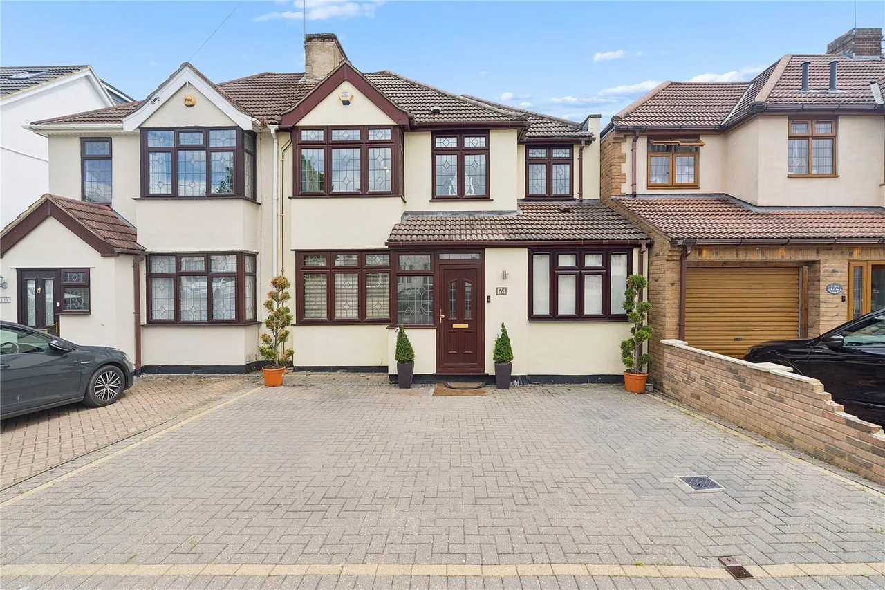 Northumberland Avenue, Hornchurch, RM11, photo 5