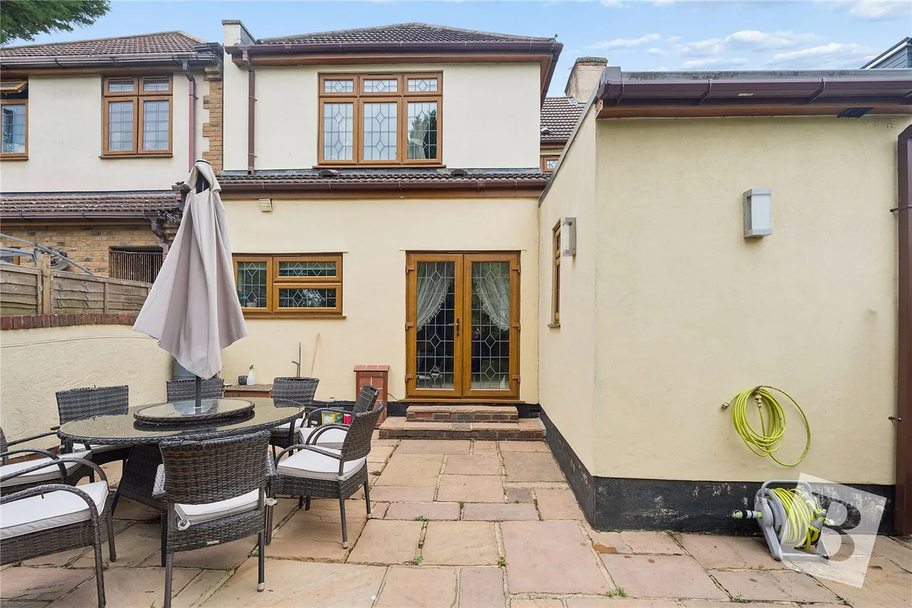 Northumberland Avenue, Hornchurch, RM11, photo 16